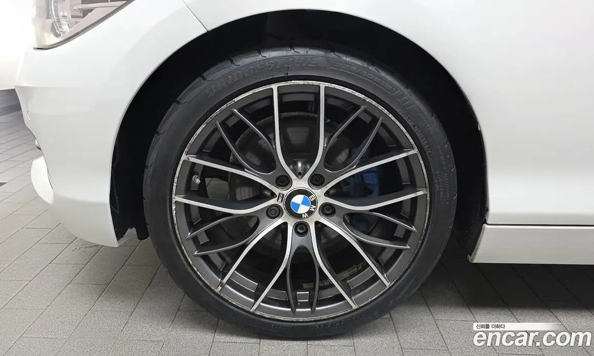 BMW 1 серия 2016 2.0 автомат (гидро), фото 5
