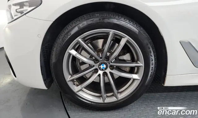 BMW 5 серия 2017 2.0 автомат (гидро), миниатюра 5