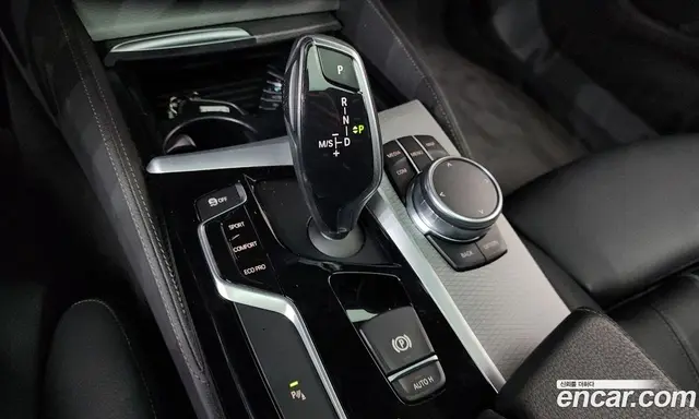 BMW 5 серия 2017 2.0 автомат (гидро), миниатюра 9