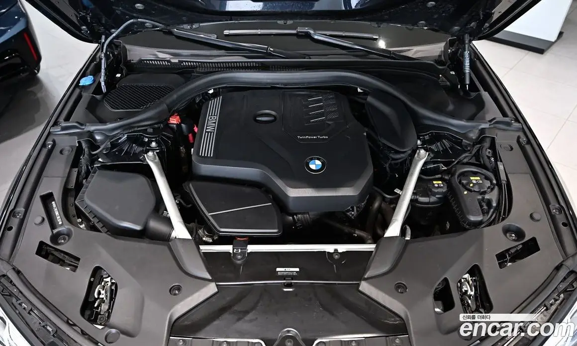 BMW 5 серия 2022 2.0 автомат (гидро), фото 6