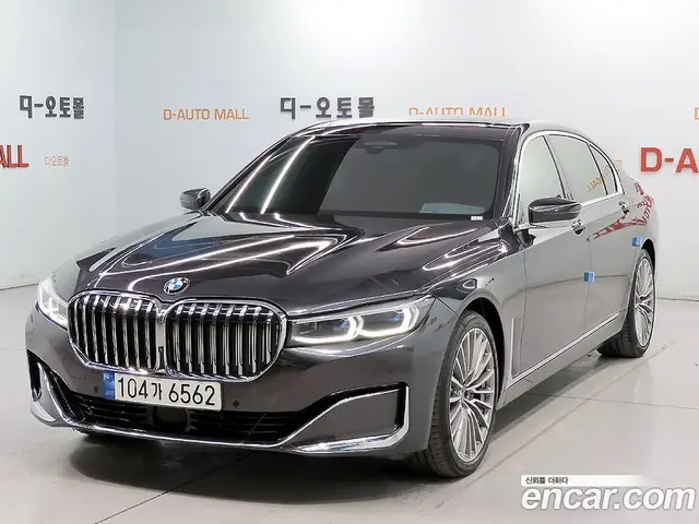 BMW 7 серия, 2022, 65 773 км