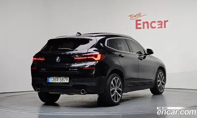 BMW X2 2022 2.0 автомат (гидро), миниатюра 2