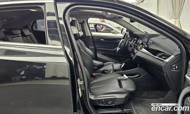 BMW X2 2022 2.0 автомат (гидро), миниатюра 11