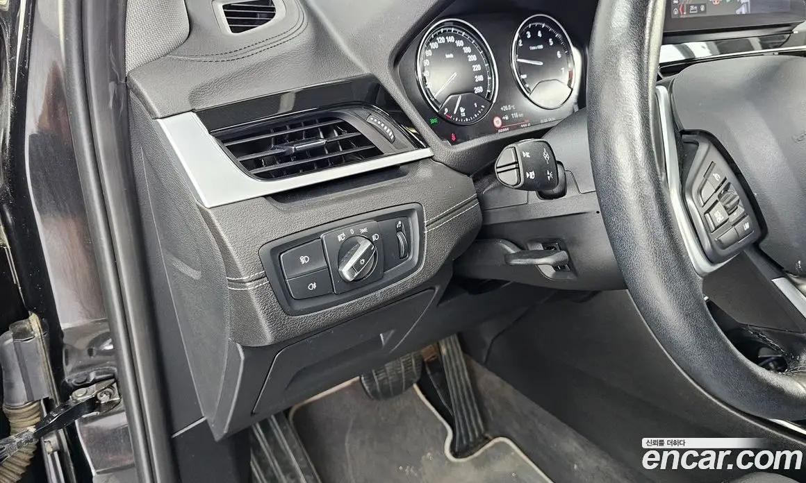 BMW X2 2022 2.0 автомат (гидро), фото 16