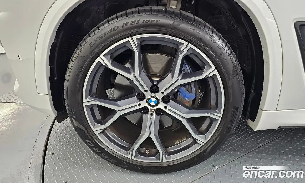 BMW X5 2023 3.0 автомат (гидро), фото 4