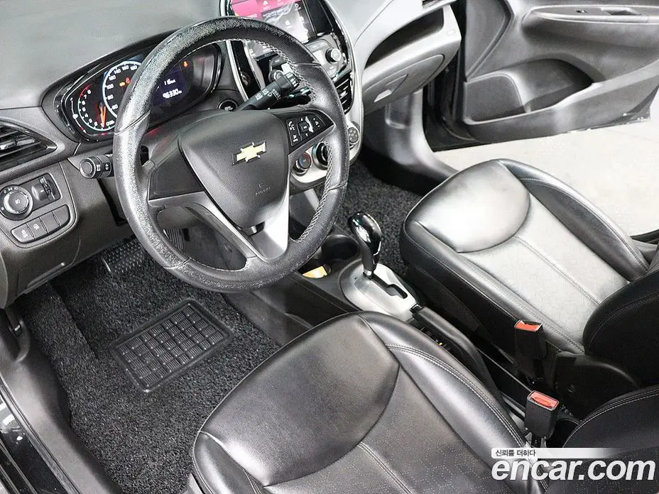 Chevrolet Spark 2016 1.0 автомат (гидро), фото 18