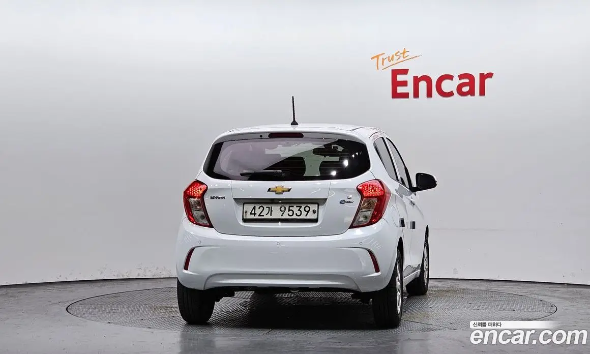 Chevrolet Spark 2017 1.0 автомат (гидро), фото 4