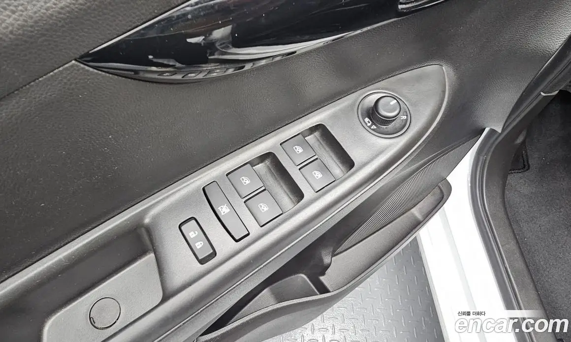Chevrolet Spark 2019 1.0 автомат (гидро), фото 13