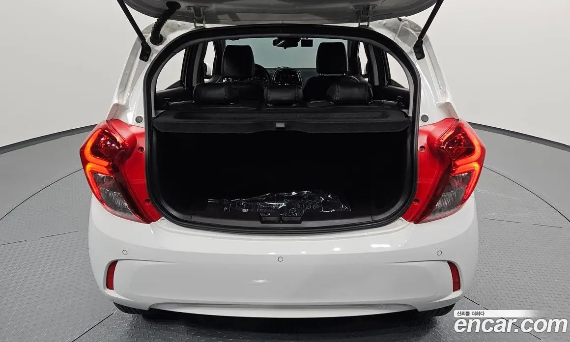 Chevrolet Spark 2019 1.0 автомат (гидро), фото 20