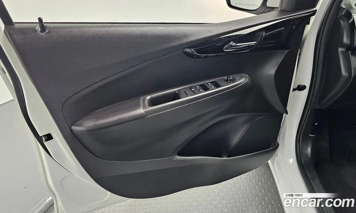 Chevrolet Spark 2021 1.0 автомат (гидро), фото 14
