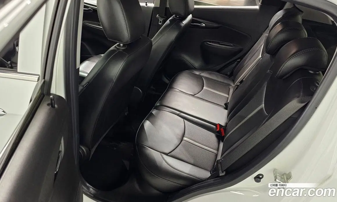 Chevrolet Spark 2021 1.0 автомат (гидро), фото 18