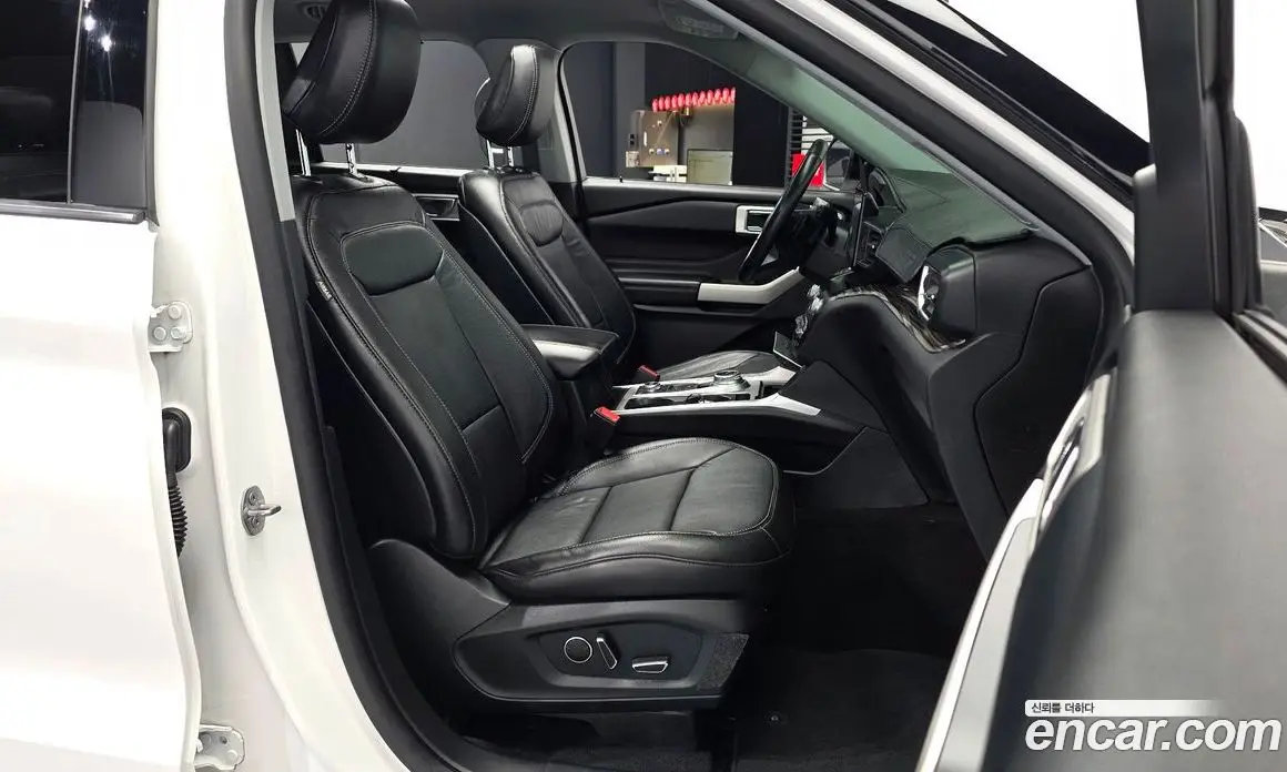 Ford Explorer 2020 2.3 автомат (гидро), фото 17