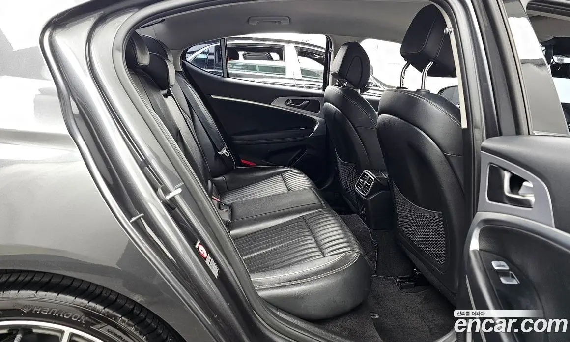 Genesis G70 2019 2.0 автомат (гидро), фото 12