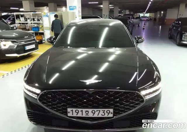 Genesis G90, 2022, 33 732 км
