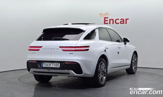 Genesis GV70 2023 2.2 автомат (гидро), миниатюра 2