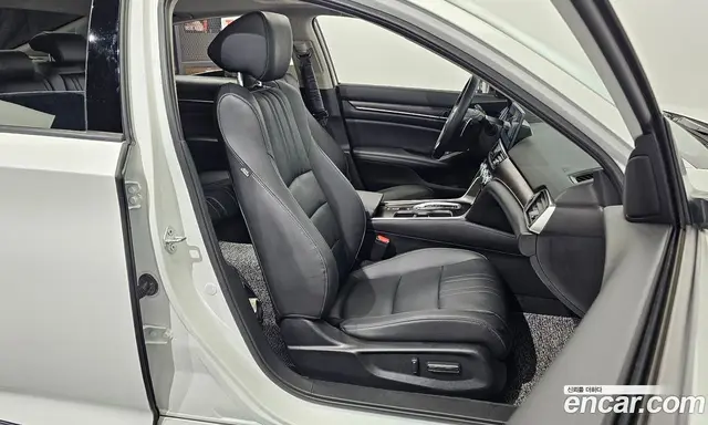 Honda Accord 2022 2.0 автомат (гидро), миниатюра 12