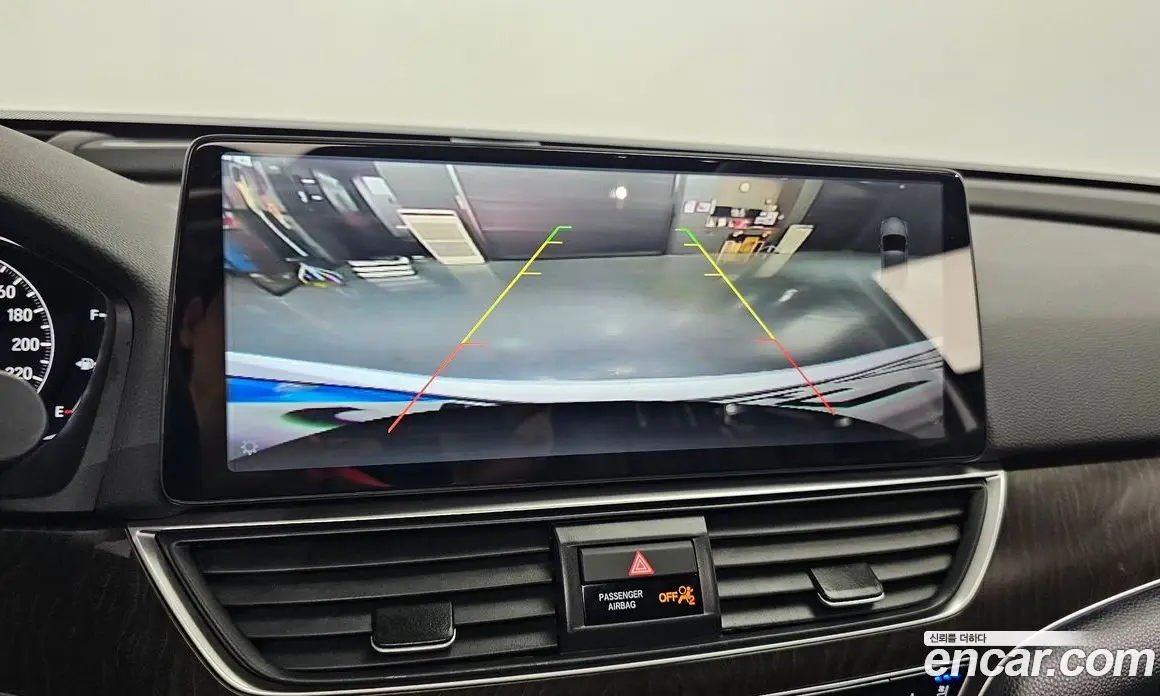 Honda Accord 2022 2.0 автомат (гидро), фото 17
