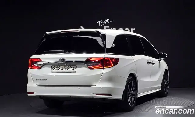 Honda Odyssey 2019 3.5 автомат (гидро), миниатюра 2