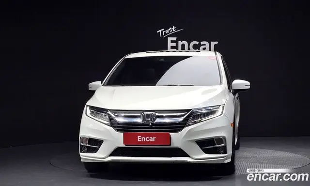 Honda Odyssey 2019 3.5 автомат (гидро), миниатюра 3