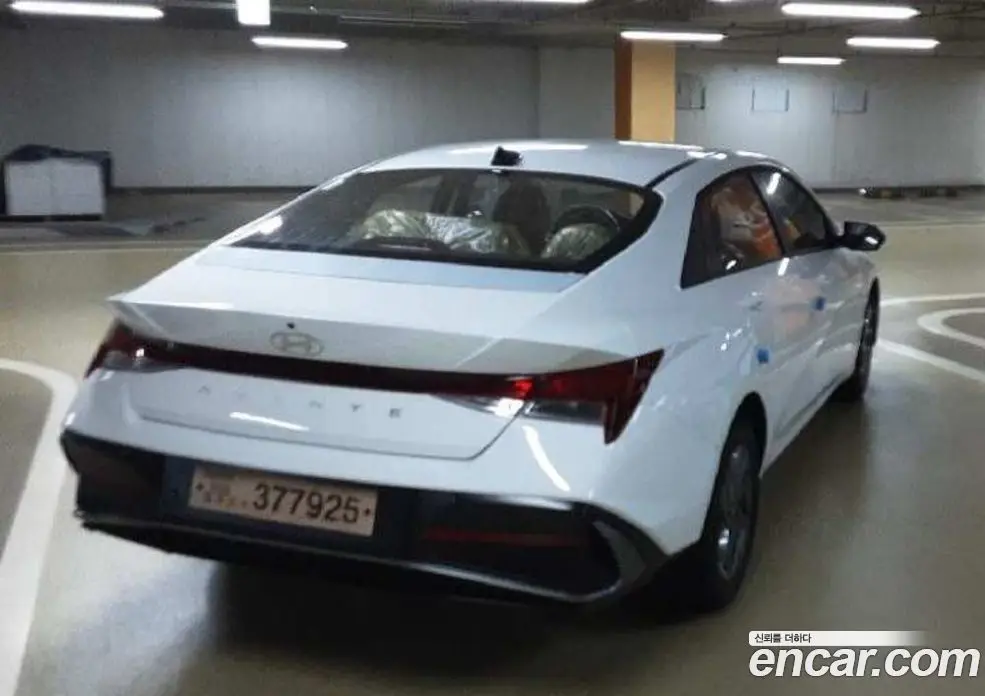 Hyundai Avante 2025 1.6 автомат (гидро), фото 6