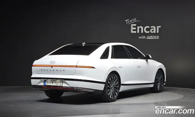 Hyundai Grandeur 2023 1.6 автомат (гидро), миниатюра 2