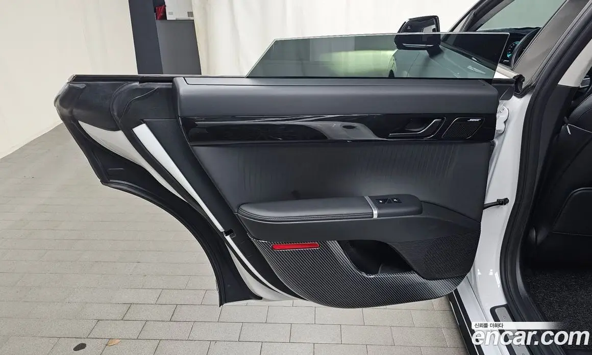 Hyundai Grandeur 2023 1.6 автомат (гидро), фото 15