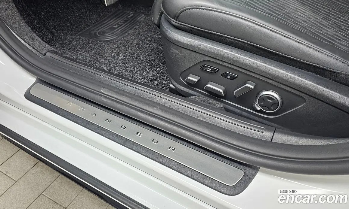 Hyundai Grandeur 2023 1.6 автомат (гидро), фото 30