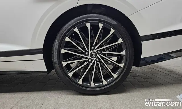 Hyundai Grandeur 2023 1.6 автомат (гидро), миниатюра 7