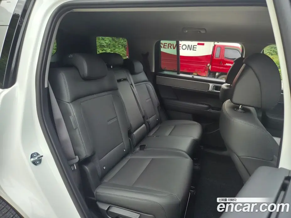 Hyundai Santa Fe 2025 1.6 автомат (гидро), фото 8