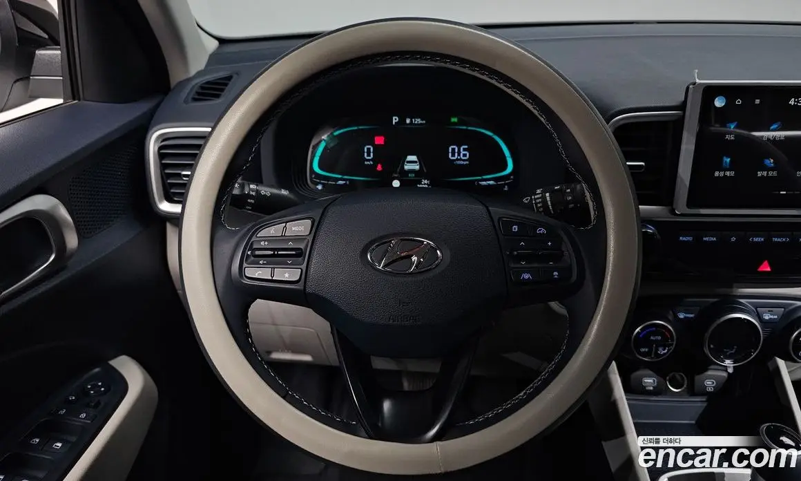 Hyundai Venue 2026 1.6 автомат (гидро), фото 18
