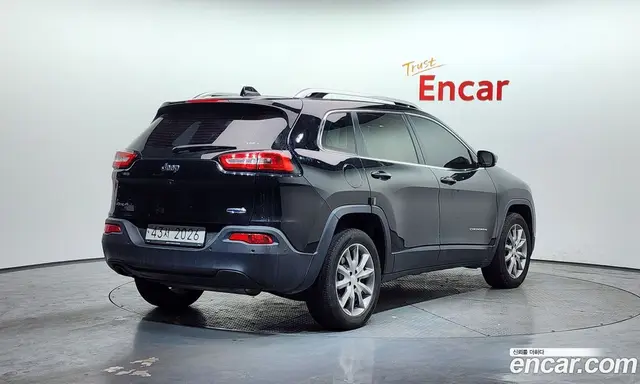 Jeep Cherokee 2017 2.4 автомат (гидро), миниатюра 2