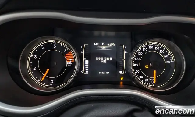Jeep Cherokee 2017 2.4 автомат (гидро), миниатюра 8