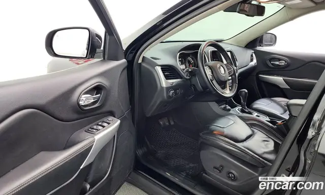 Jeep Cherokee 2017 2.4 автомат (гидро), миниатюра 10