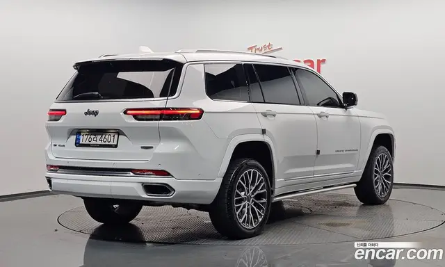 Jeep Cherokee, 2022, 27 998 км