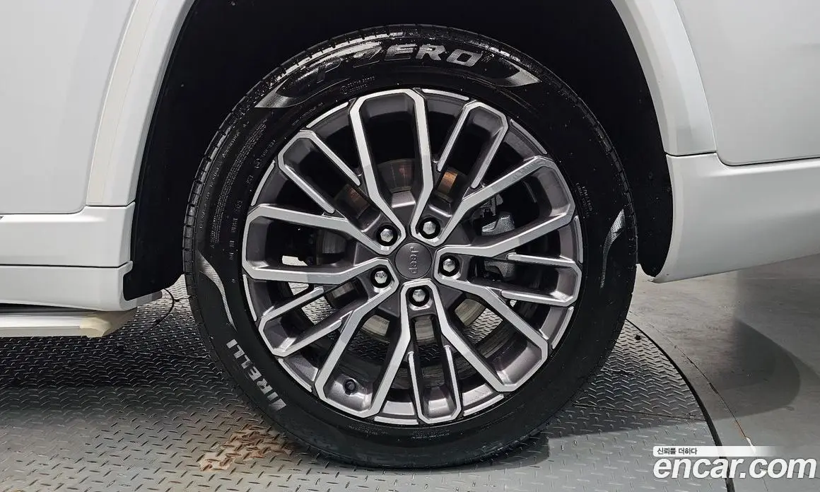 Jeep Cherokee 2022 3.6 автомат (гидро), фото 6