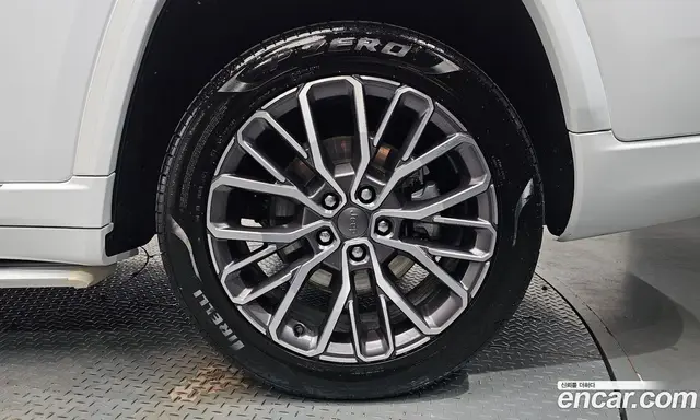 Jeep Cherokee 2022 3.6 автомат (гидро), миниатюра 6
