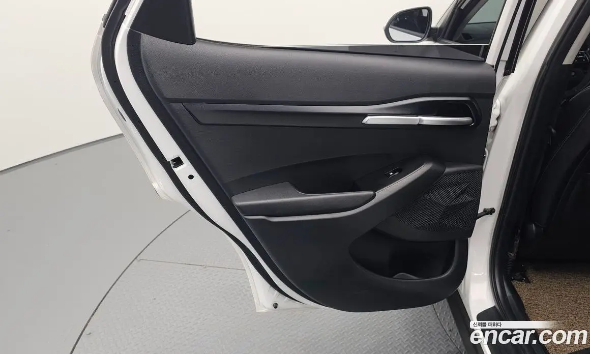 Kia Seltos 2024 1.6 автомат (гидро), фото 15