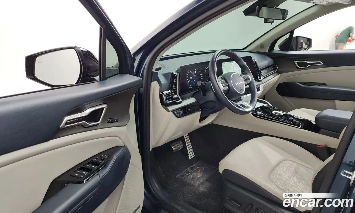 Kia Sportage 2023 1.6 автомат (гидро), фото 13