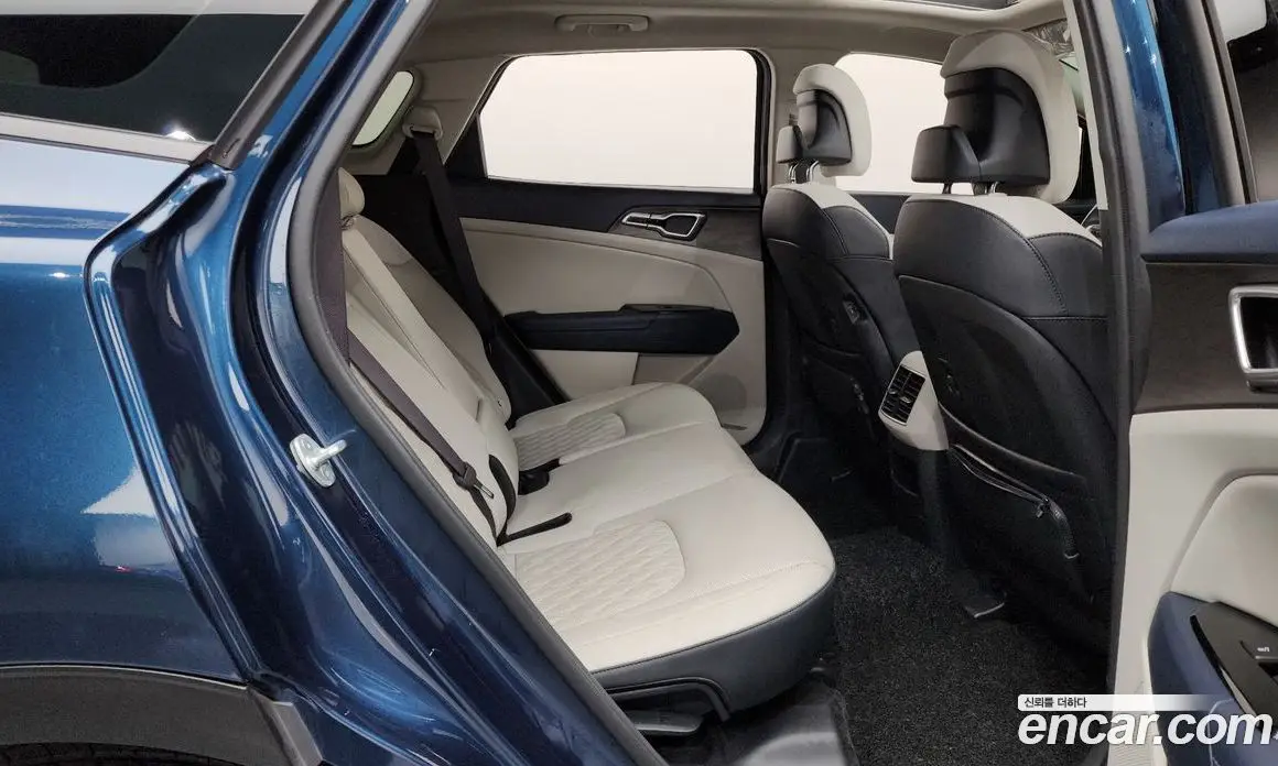 Kia Sportage 2023 1.6 автомат (гидро), фото 17