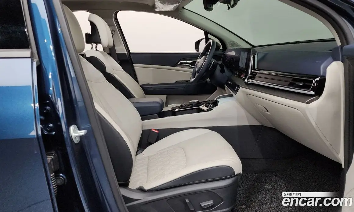 Kia Sportage 2023 1.6 автомат (гидро), фото 27