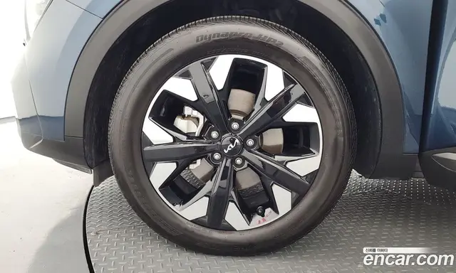 Kia Sportage 2023 1.6 автомат (гидро), миниатюра 5