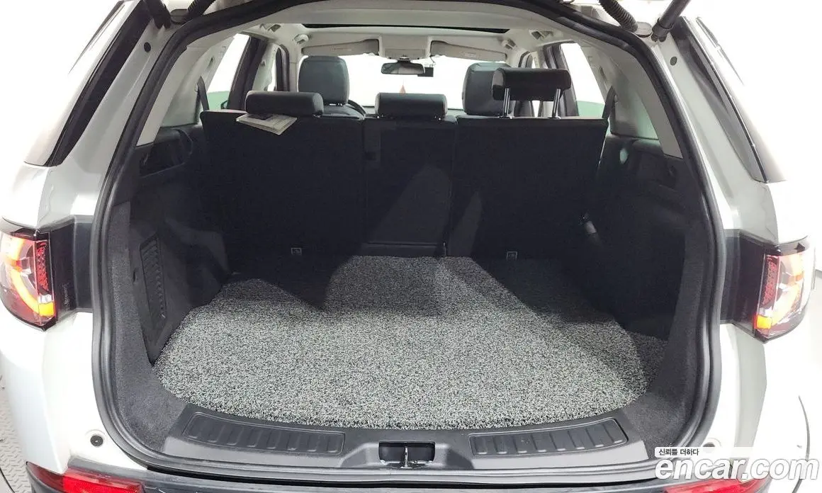 Land Rover Discovery Sport 2017 2.0 автомат (гидро), фото 25