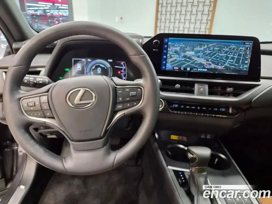 Lexus UX 2024 2.0 автомат (вариатор), фото 15 Lexus UX 2024 2.0 автомат (вариатор), фото 15
