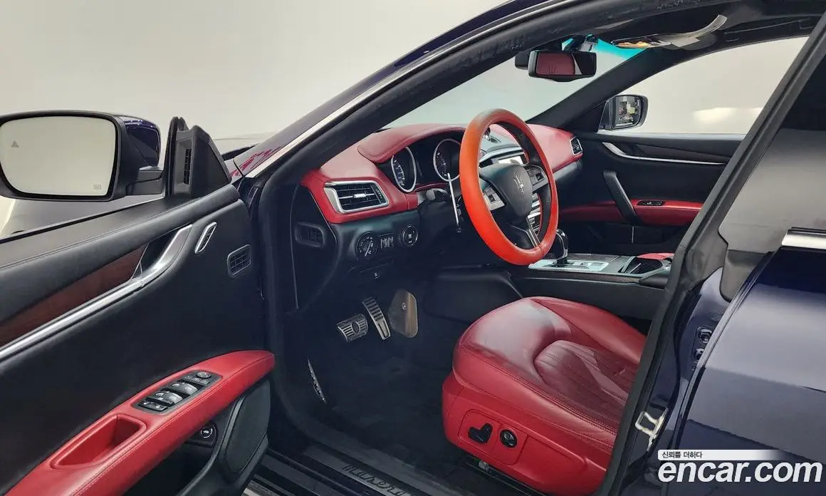 Maserati Ghibli 2016 3.0 автомат (гидро), фото 10 Maserati Ghibli 2016 3.0 автомат (гидро), фото 10