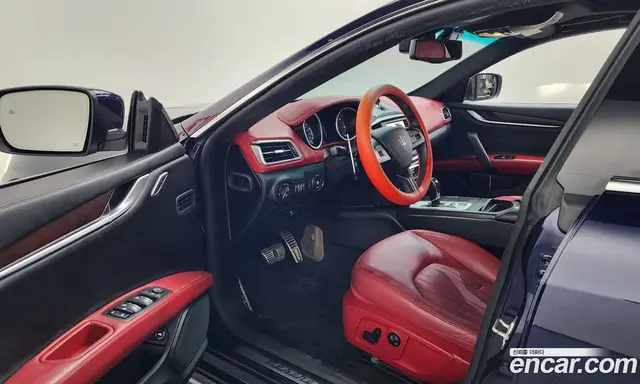 Maserati Ghibli 2016 3.0 автомат (гидро), миниатюра 10 Maserati Ghibli 2016 3.0 автомат (гидро), миниатюра 10