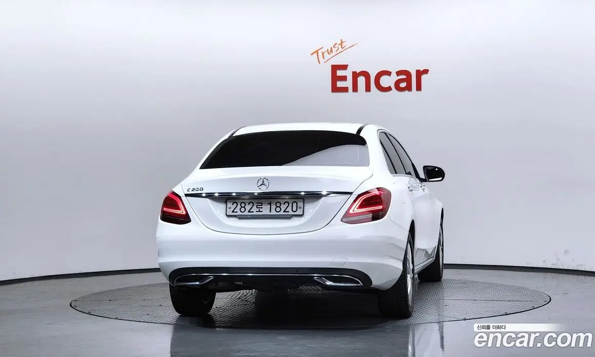Mercedes-Benz C-Class 2020 2.0 автомат (гидро), фото 4