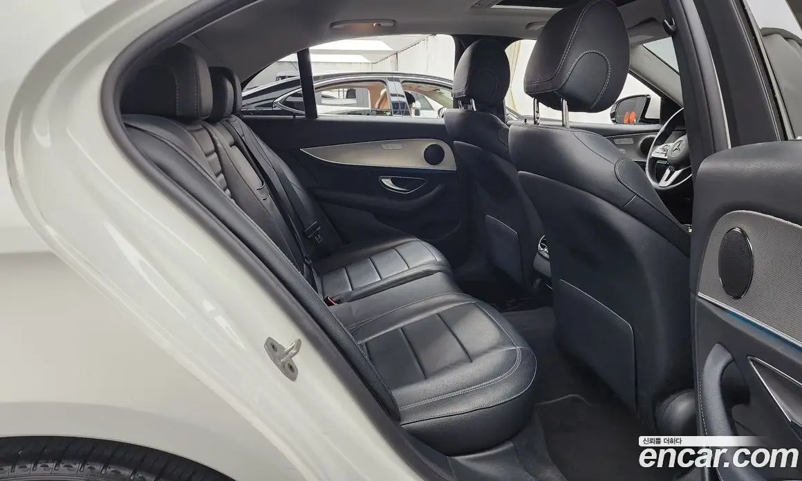 Mercedes-Benz E-Class 2018 2.0 автомат (гидро), фото 18