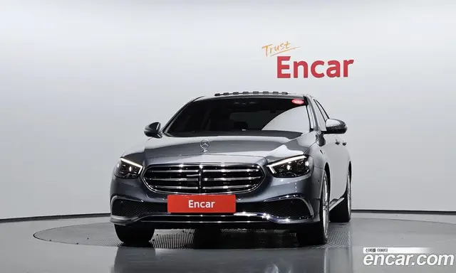 Mercedes-Benz E-Class 2020 2.0 автомат (гидро), миниатюра 3