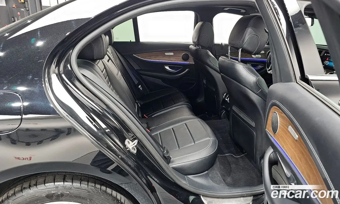 Mercedes-Benz E-Class 2021 1.9 автомат (гидро), фото 11