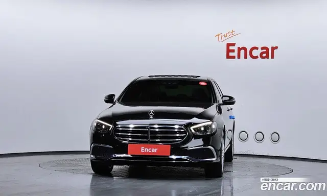 Mercedes-Benz E-Class 2021 1.9 автомат (гидро), миниатюра 3